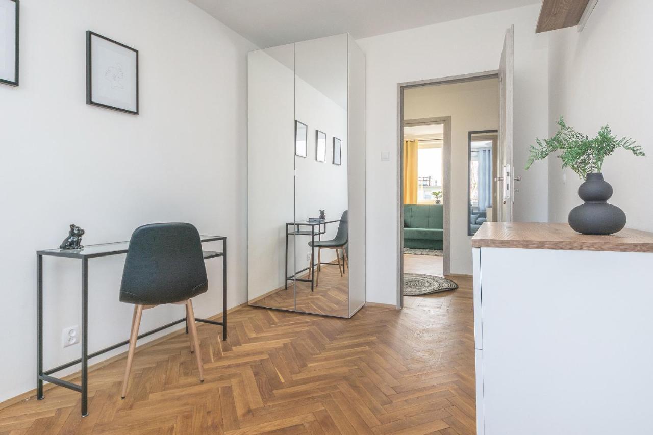 Glow Apartments, Apartament Kolobrzeska 格但斯克 外观 照片